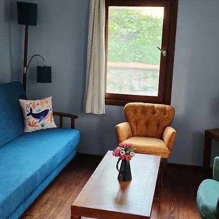 شقة فندقية Stone House 4*