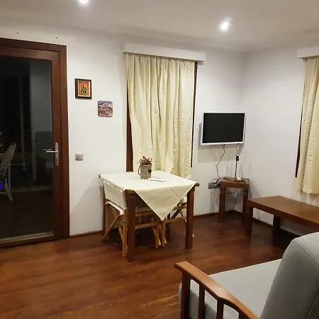 Stone House Lejlighedshotel 4*