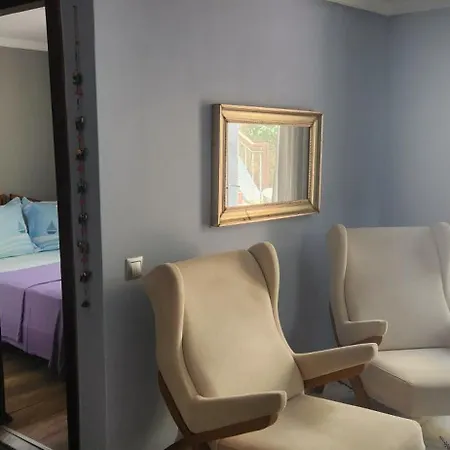 Stone House Apartmanhotel