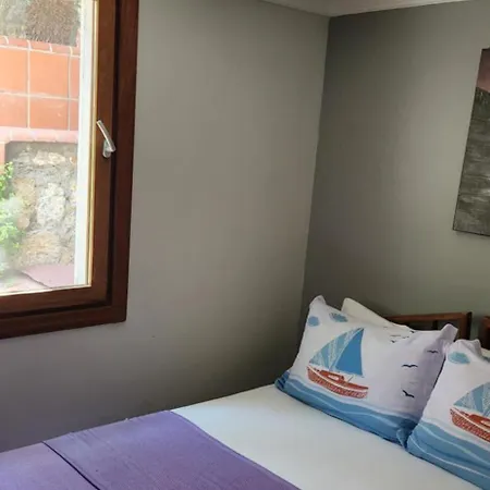 Aparthotel Stone House