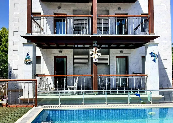 Bodrum Stone House *